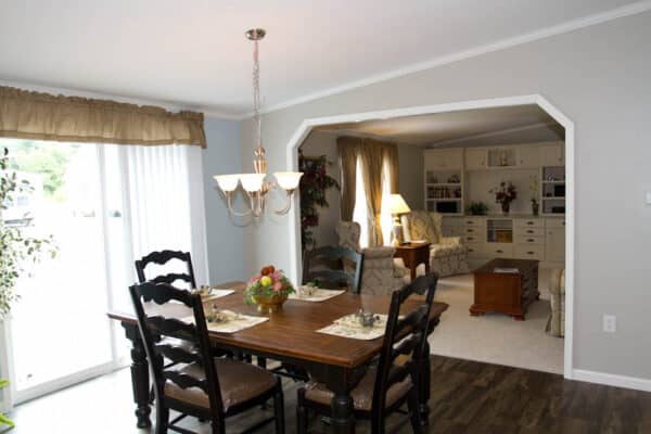 Pleasant Valley G3653 Dining Room Prospect