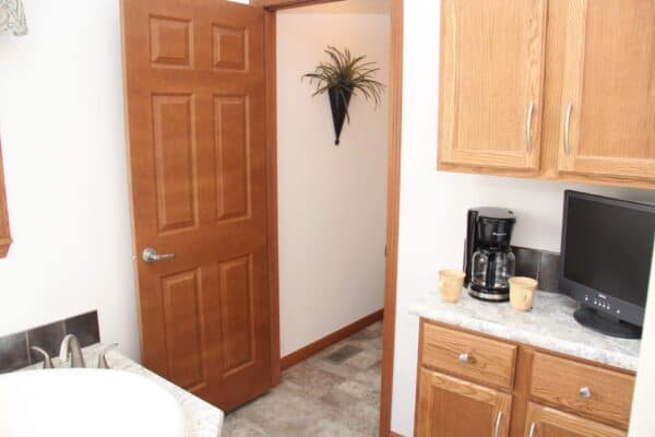 Pennwest Danbury Master Bath2 New Alex