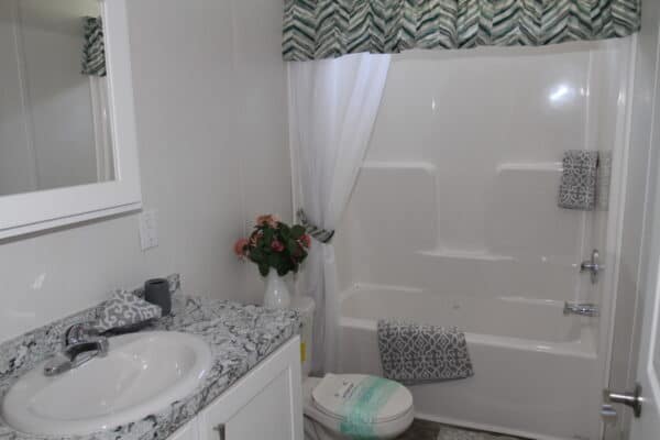 Pleasant Valley G-3465 Main Bath Prospect