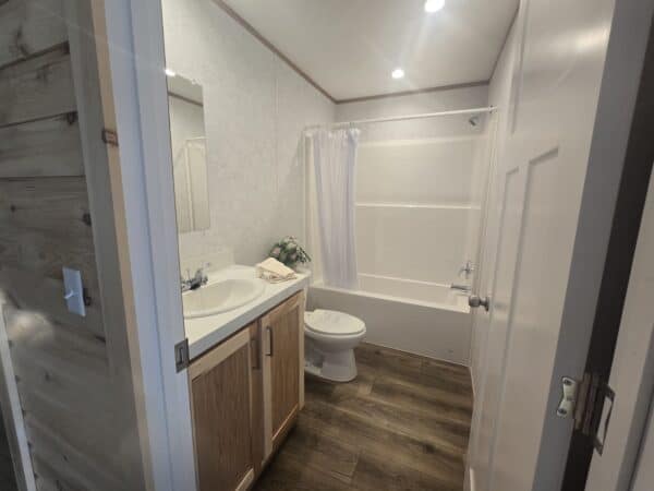 Champion ESD-A-26402 Hall Bath New Alex