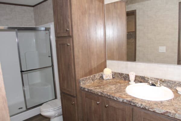 Commodore TD1001P Master Bath Butler