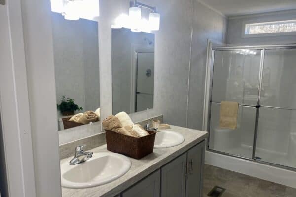 Champion ESDA25211 Master Bathroom New Alex