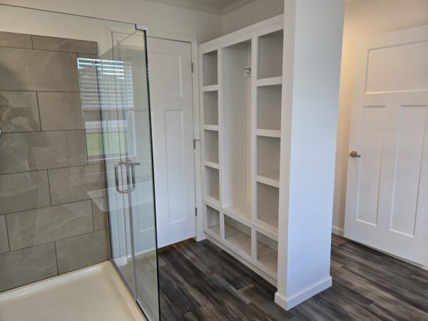 Champion Catena Master Bath3 Vandergrift