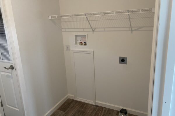 Pleasant Valley G-3462 Utility Room Greensburg