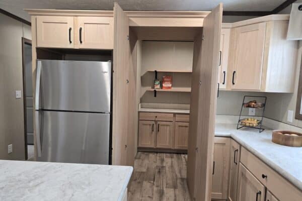 Commodore 3A2087A Butler Pantry New Alex