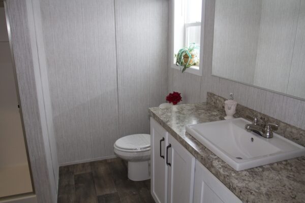 Cavco Clarion 560BZ16763A Master Bath Butler