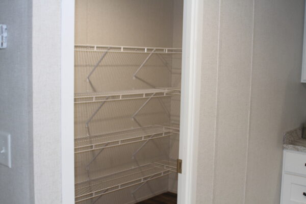 Cavco Clarion 560BZ28523F Pantry Butler