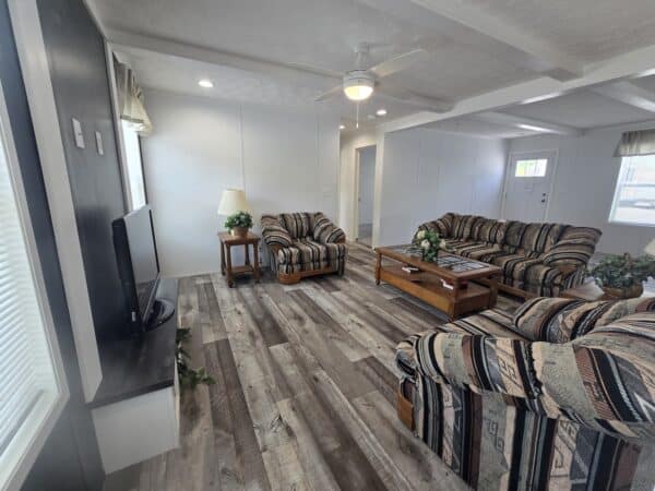 Cavco Clarion 560BZ28523E Great Room2 New Alex