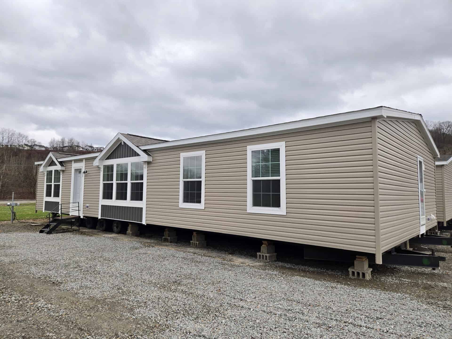 Vandergrift Sales Center Sectional Home