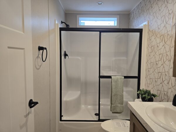 Champion ESSF26610 Master Bath2 New Alex